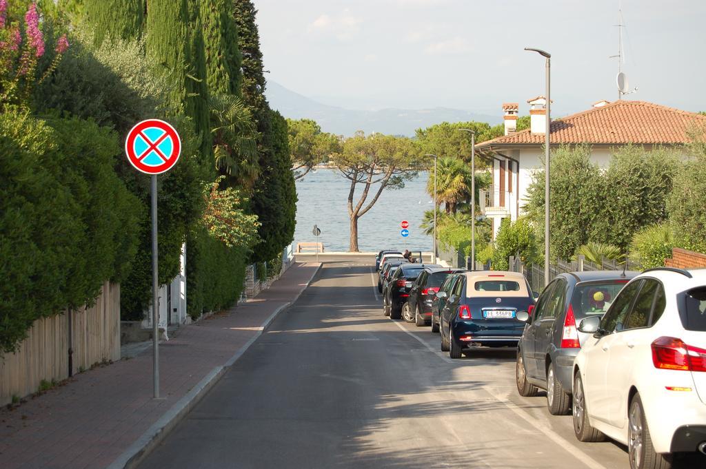 Appartamenti Donato Πεσκιέρα ντελ Γκάρντα Εξωτερικό φωτογραφία